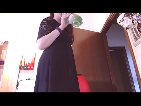 ❤️ Pokorna sužnja, ki obožuje umazane in sočne spodnjice, je po ogledu tega videa prisiljena masturbirati! ❤ Šukanje na sl.it-com.top